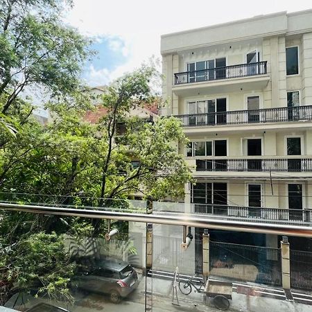 Bluo Cozy Studio With Balcony - Green Park Hkv Apartment New Delhi Ngoại thất bức ảnh